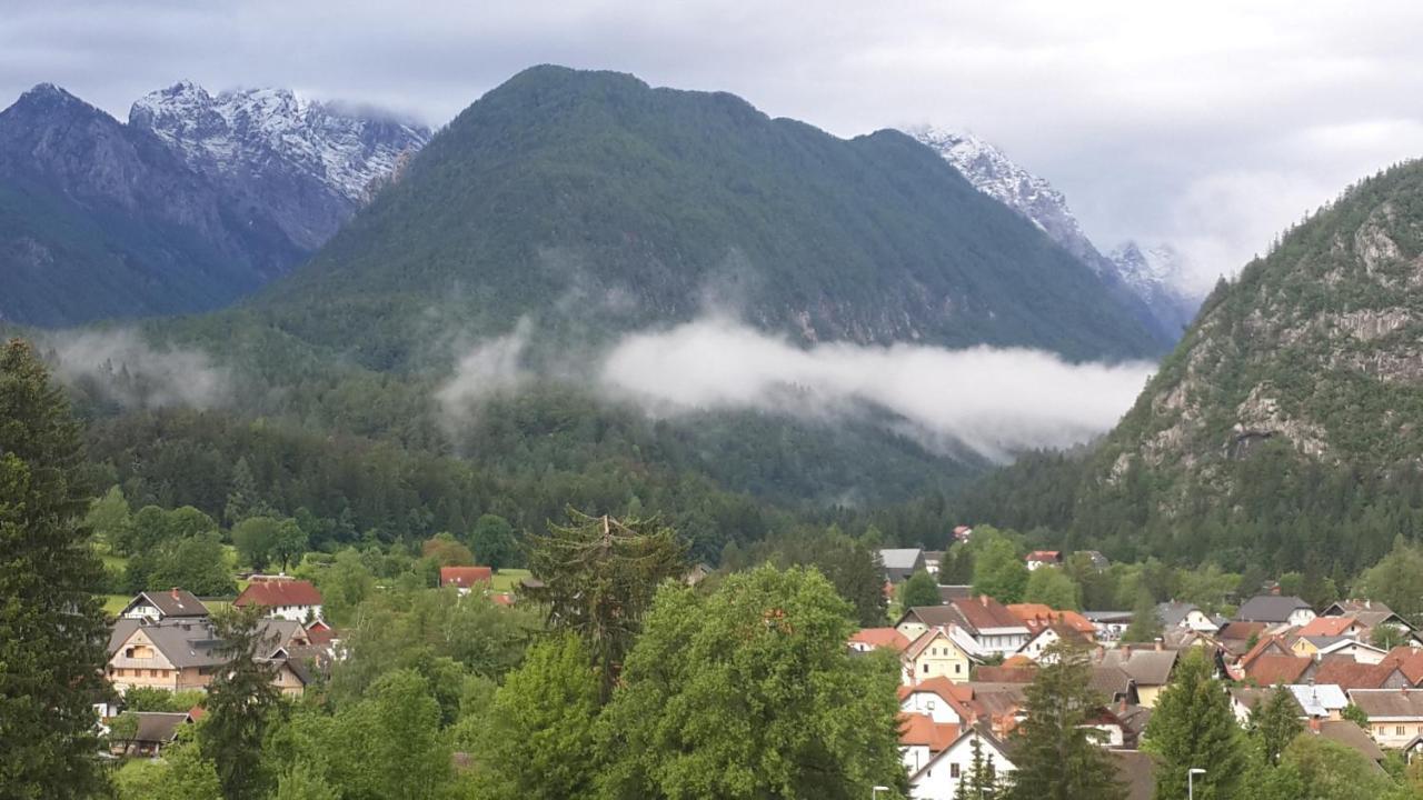 Zajček Apartma with sauna Mojstrana Bagian luar foto